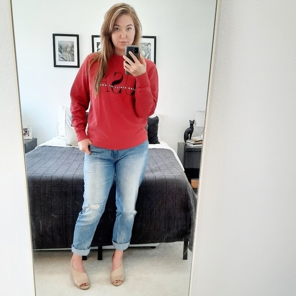 Brandy Melville John Galt USA Red Sweatshirt S - Picture 1 of 6